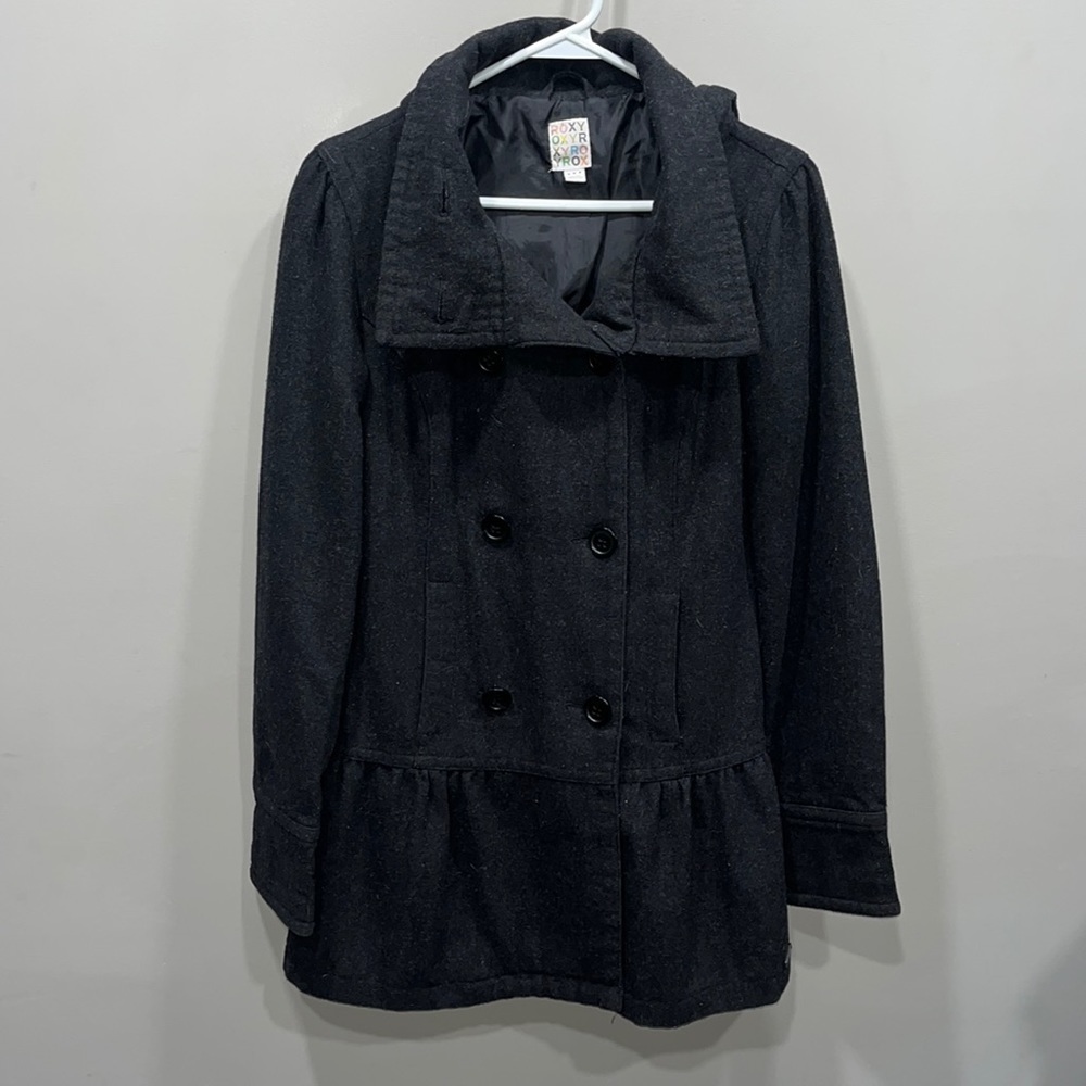 Medium Roxy pea coat  style